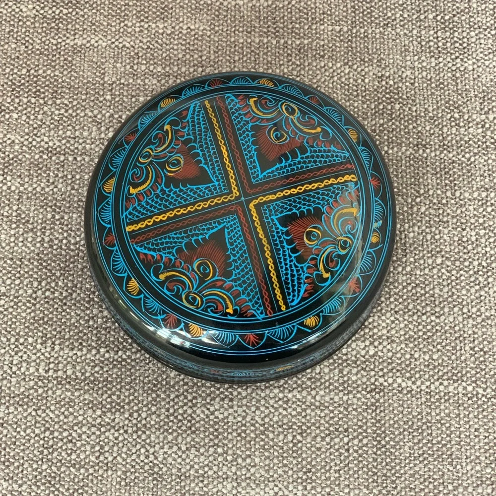Vtg Paisley Circle Trinket Box Lacquer Kashmir Hand Painted Paper Mache Myanmar